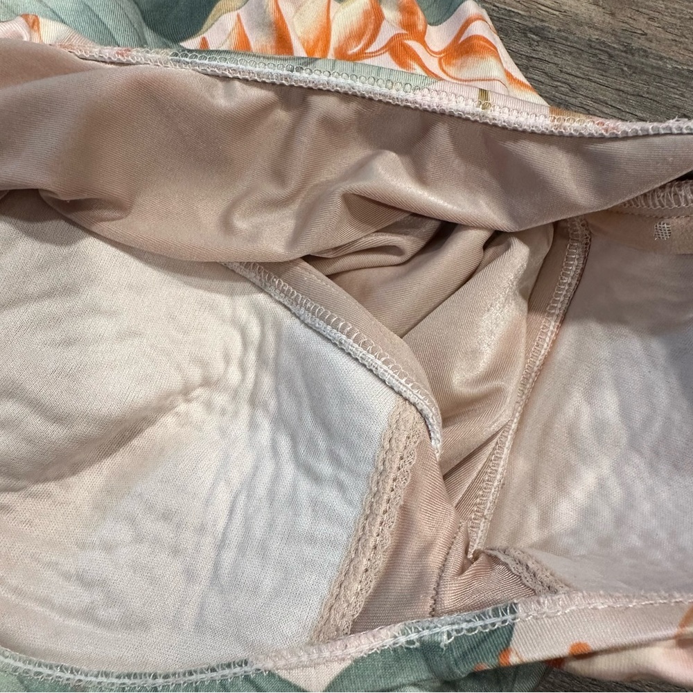 TOMMY BAHAMA | SWIMSUIT - Picture 4 of 5